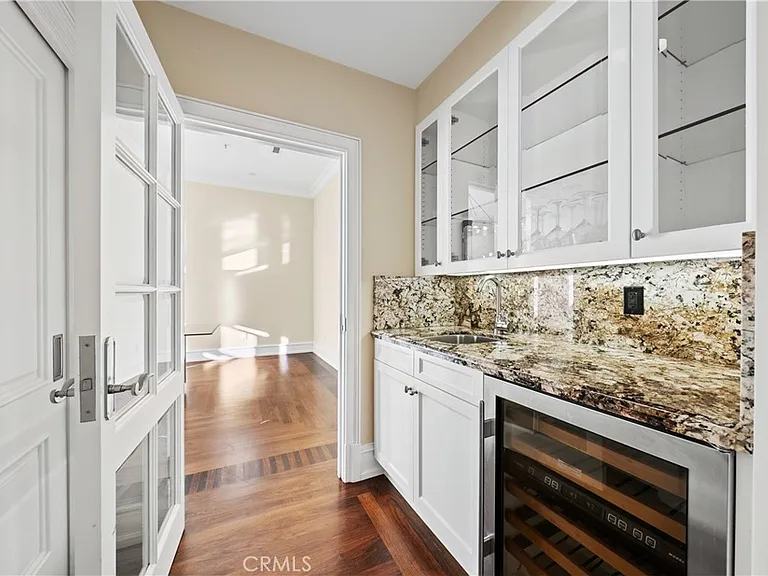1049 Oak Grove Pl — Photo 28