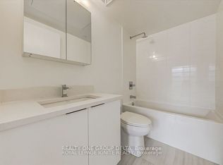 2033 Kennedy Rd #2311, Toronto, ON M1T 3G2