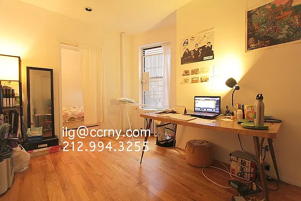 Rented by City Connections Realty | media 4