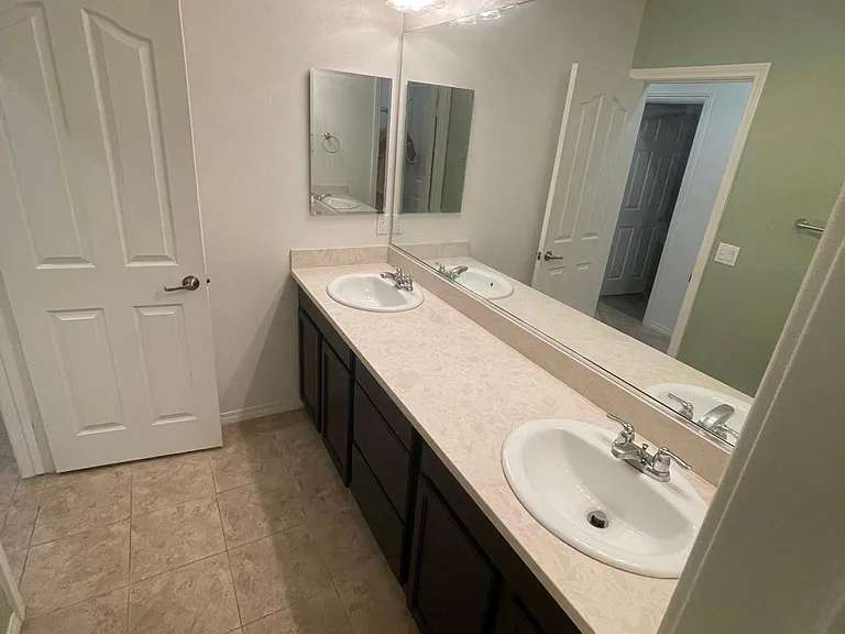 4071 Grand Fir Ln #2 — Photo 10