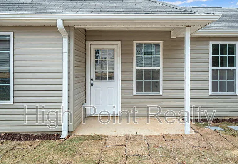 85 Smith Glen Dr — Photo 46
