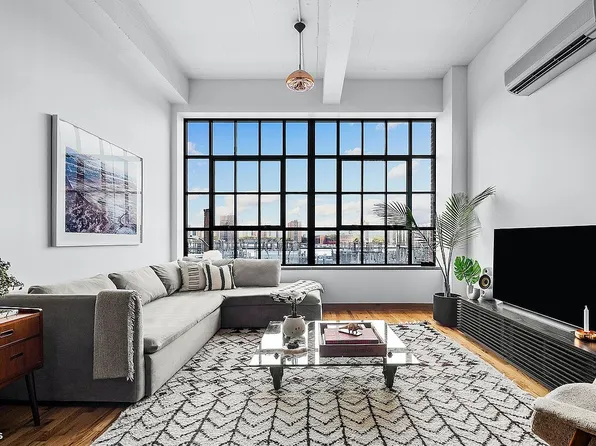 37 Bridge St APT 3D, Brooklyn, NY 11201