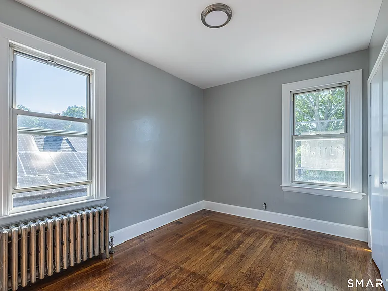 430 Blohm St — Photo 16
