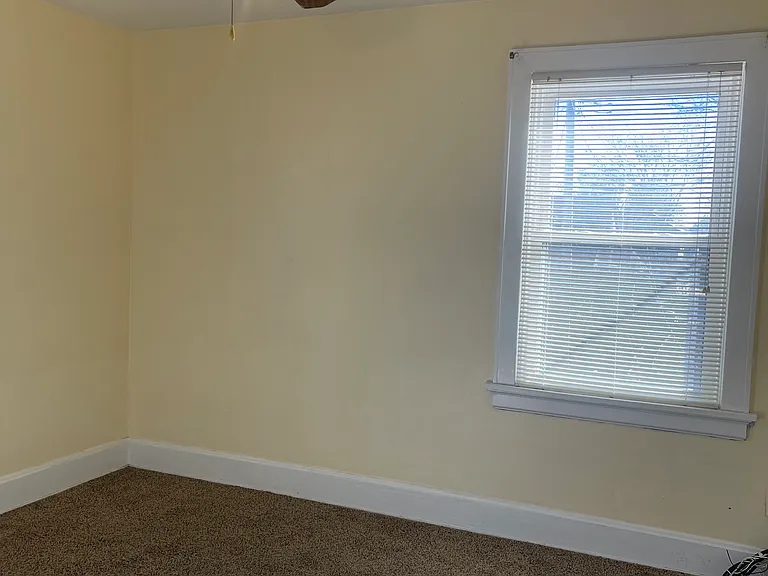 1815 Garden Ln — Photo 20