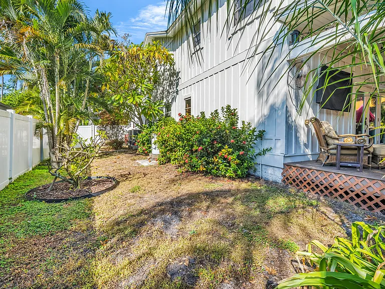 14503 Feather Sound Dr — Photo 38