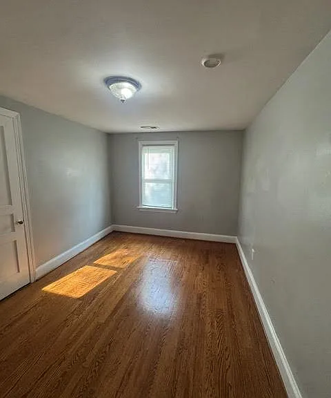 505 Warren Ave — Photo 7