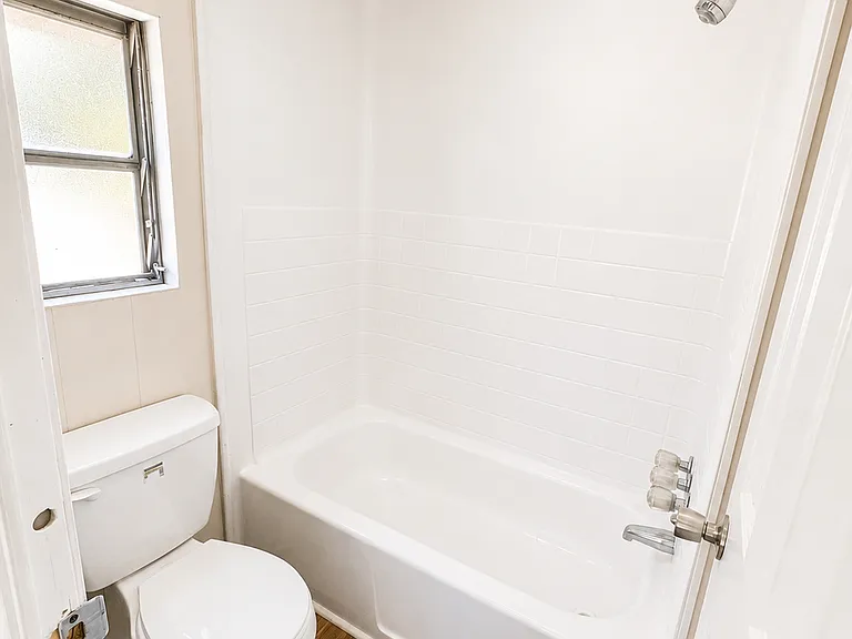 120 Ash Nicole Ln — Photo 5