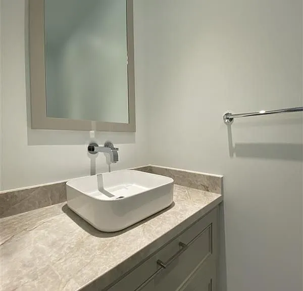 455 Wellington St W #701 — Photo 17