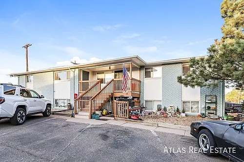 920 Bishop Ct #A Photo 1