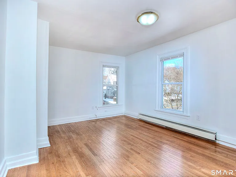 56 Franklin St — Photo 9