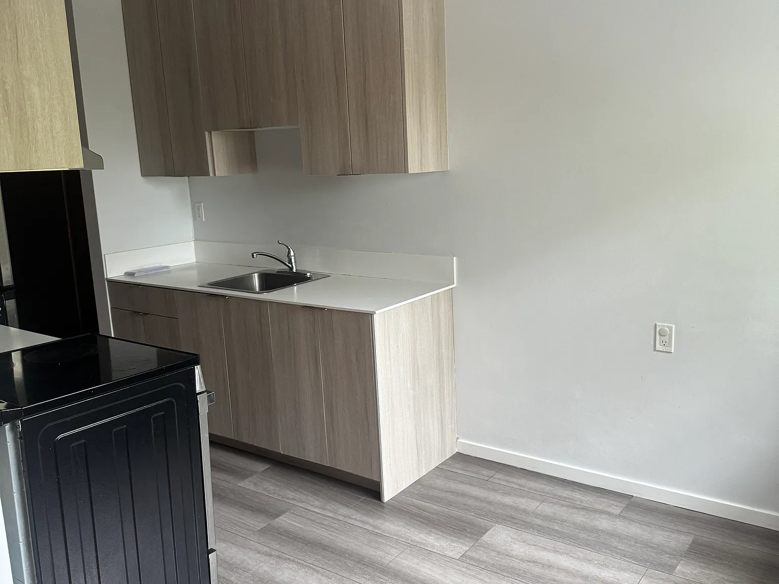 Chestnut Apartments — Photo 3