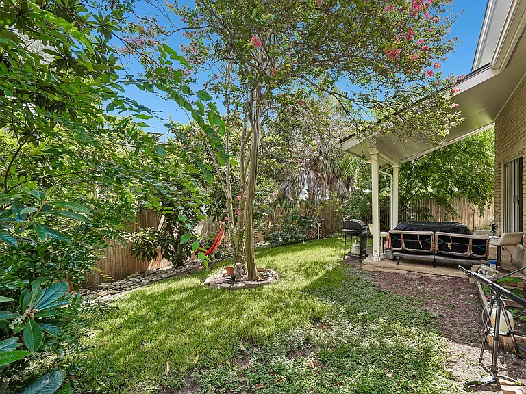 2639 Country Square St — Photo 27