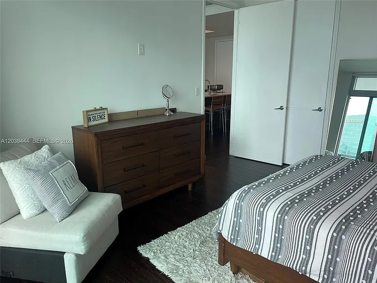 55 SE 6th St #Penthouse 4307 — Photo 17