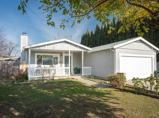 615 N 2nd St, Dixon, CA 95620