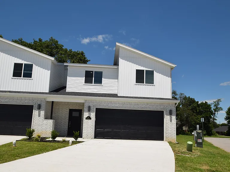 668 Sun Meadows Loop — Photo 1