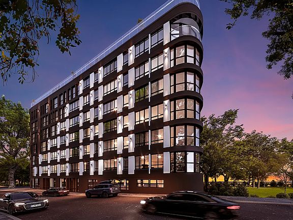 2nd image of 5 Stuyvesant Pl #3