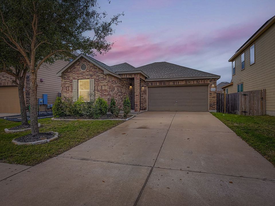 1st image of 6728 Horseshoe Pond Dr