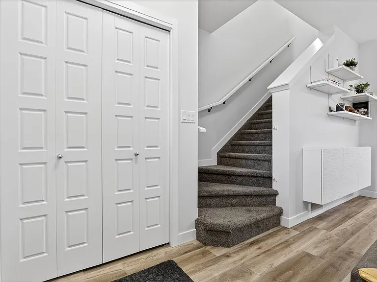 535 Paterson Way SW — Photo 7