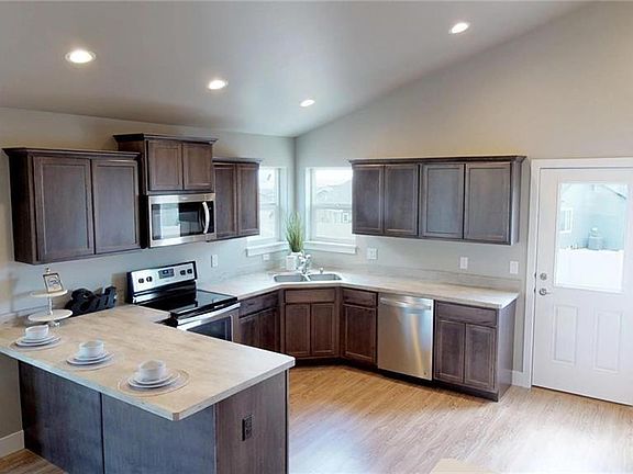 5th image of 3128 Forbes Blvd
