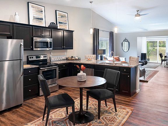 Spacious Kitchens with Breakfast Bar and Room for a Table