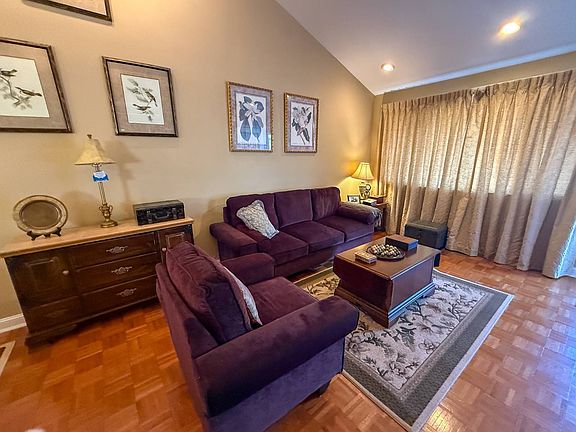 4th image of 815 Stony Creek Rd