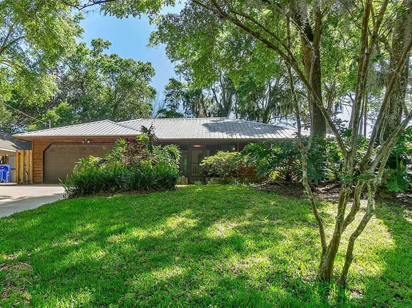 221 Queen Rd, Saint Augustine, FL 32086