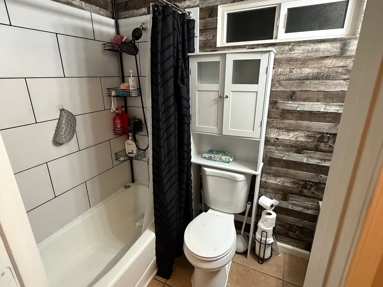 3 bed, 1042 sqft, $800 — Photo 2