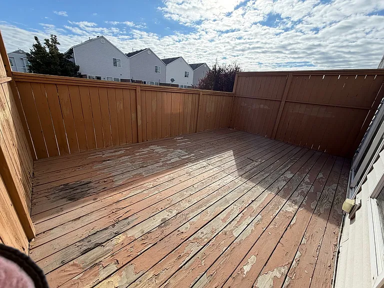 4905 Montague Ln — Photo 12