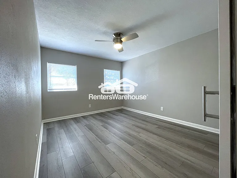 310 S Arcturas Ave #3 — Photo 9