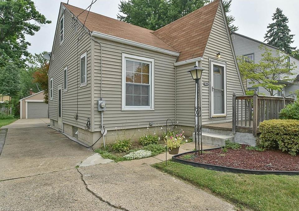 1st image of 170 Clifton Dr