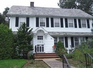 297 Clinton Pl, Hackensack, NJ 07601