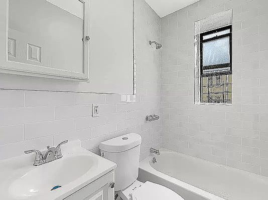 2nd image of 619 E 5th St #12CC
