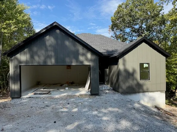 11 Chelsea Ln, Bella Vista, AR 72715