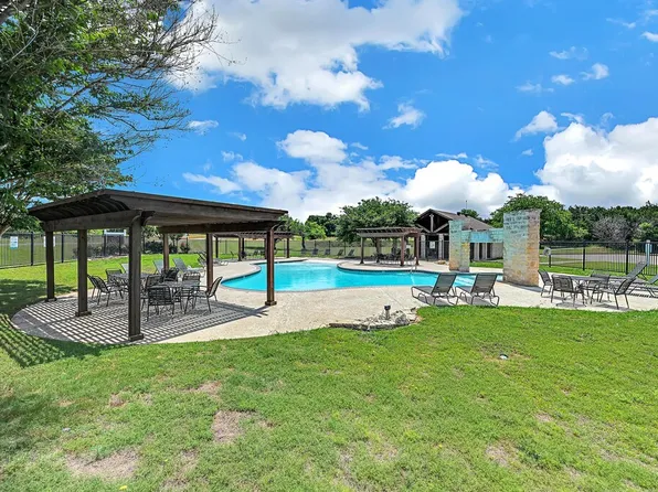 1212 Overlook Ct, Whitney, TX 76692