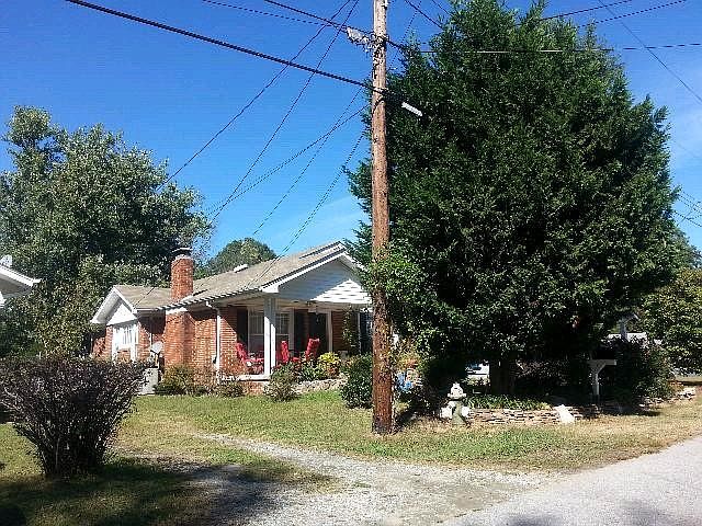 2nd image of 3709 Cameron Ave