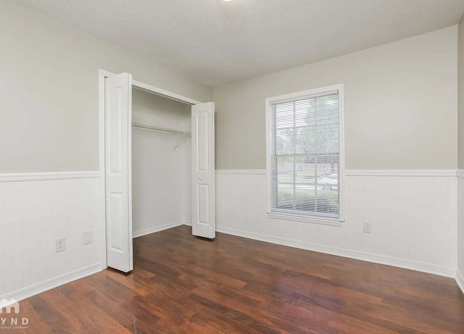 4 bed, 2.0 bath, 2034 sqft, $2,520 — Photo 4