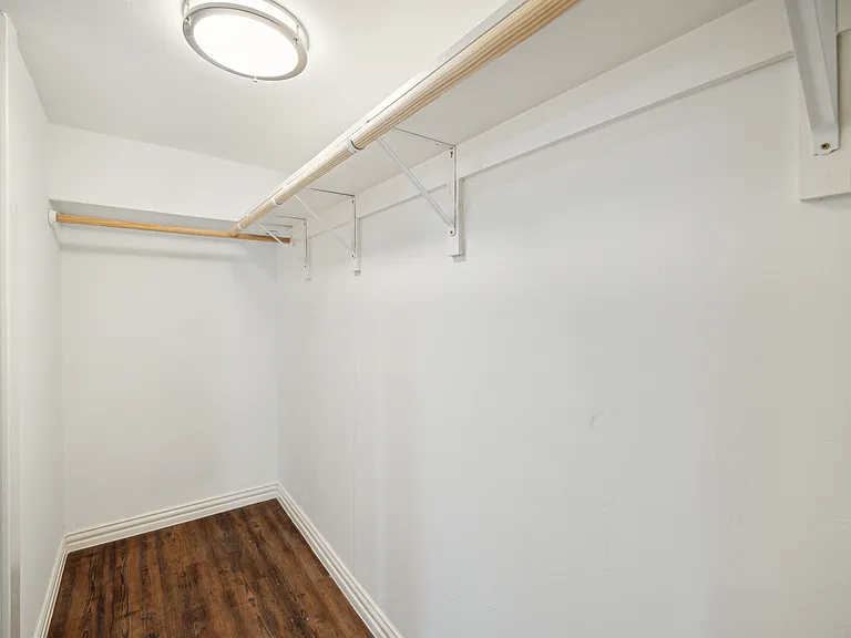 210 Marshall St #3 — Photo 7