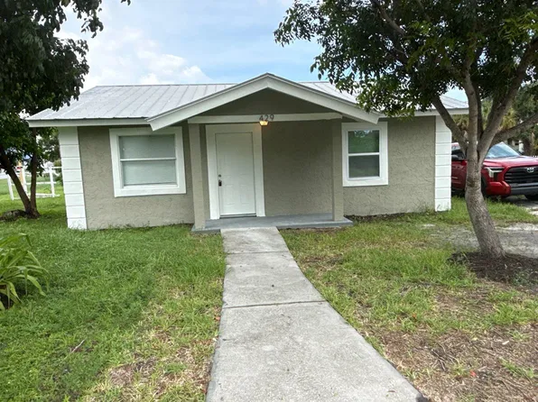 429 SE Lake St, Stuart, FL 34994