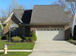 340 Champions Ct, Avon Lake, OH 44012