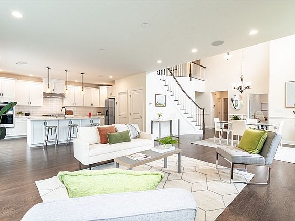 4th image of 15 Cardinal Rd #15