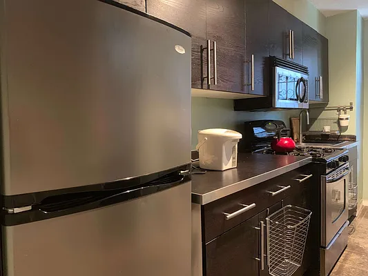 Sold by Politan Real Estate | media 9