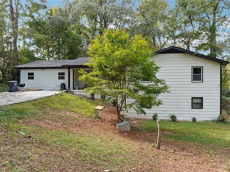 2653 Amy Ct — Photo 1