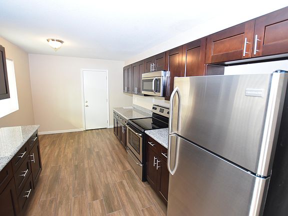 2nd image of 3816 W Glendale Ave