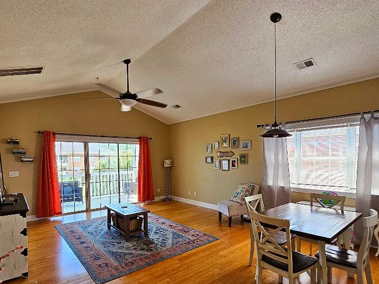3947 Gladiola Ct #304 — Photo 8