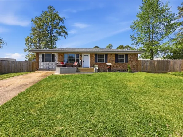 568 Trent Ave, Chesapeake, VA 23323