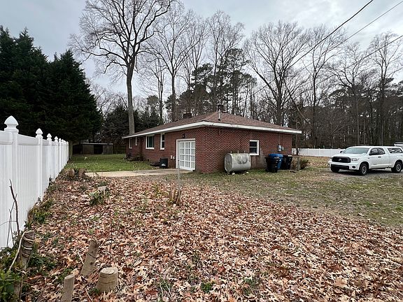 2nd image of 5711 Lancelot Dr
