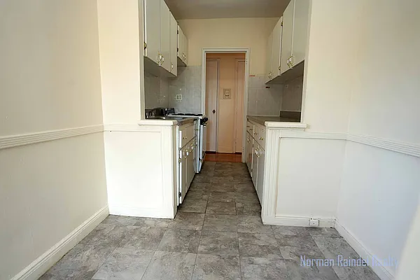 Rented by Norman Raindel, LREB | media 12