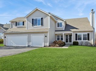 1480 Tudor Dr, Mundelein, IL