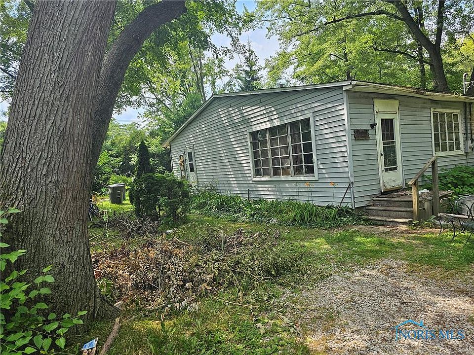 2nd image of 2427 Vaness Dr