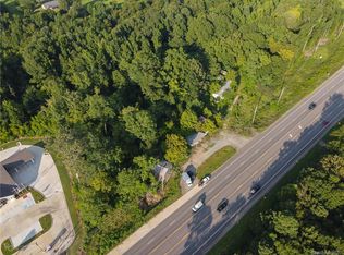 5620 N Market St, Shreveport, LA 71107